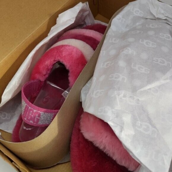 UGG K Fluff Pink Slide Slippers 6 - Picture 4 of 7